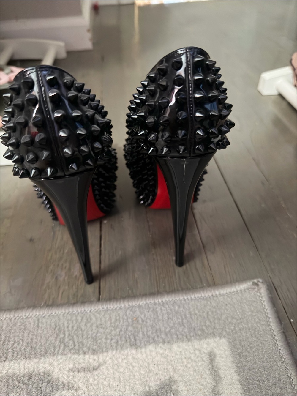 Black Studded Patent Stiletto Pumps - Christian louboutin